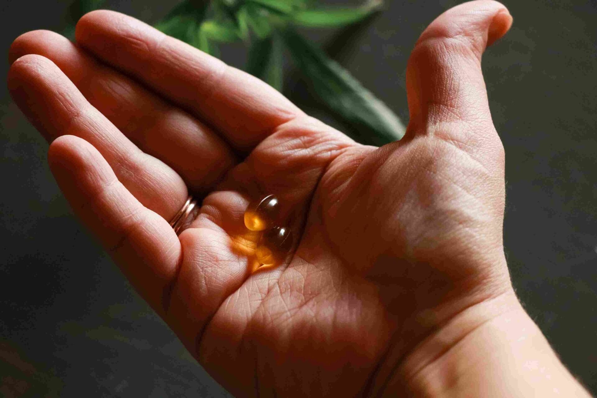 Simplicity and efficiency: discover the benefits of CBN capsules for your well-being.